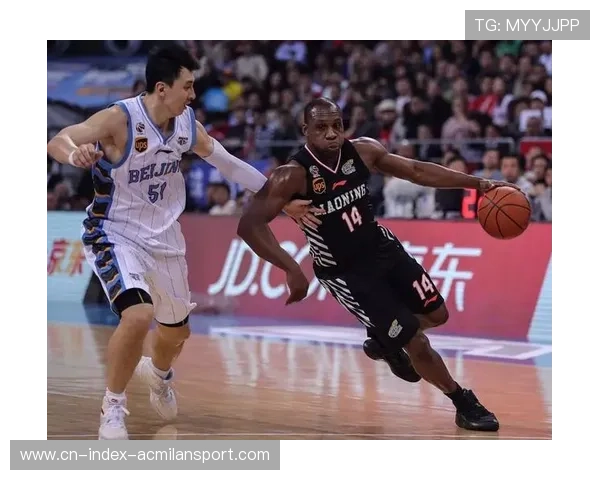 方硕谈热身赛收获称尽管人员不齐但球队通过比赛增强了磨合与配合 方硕谈热身赛收获称尽管人员不齐但球队通过比赛增强了磨合与配合