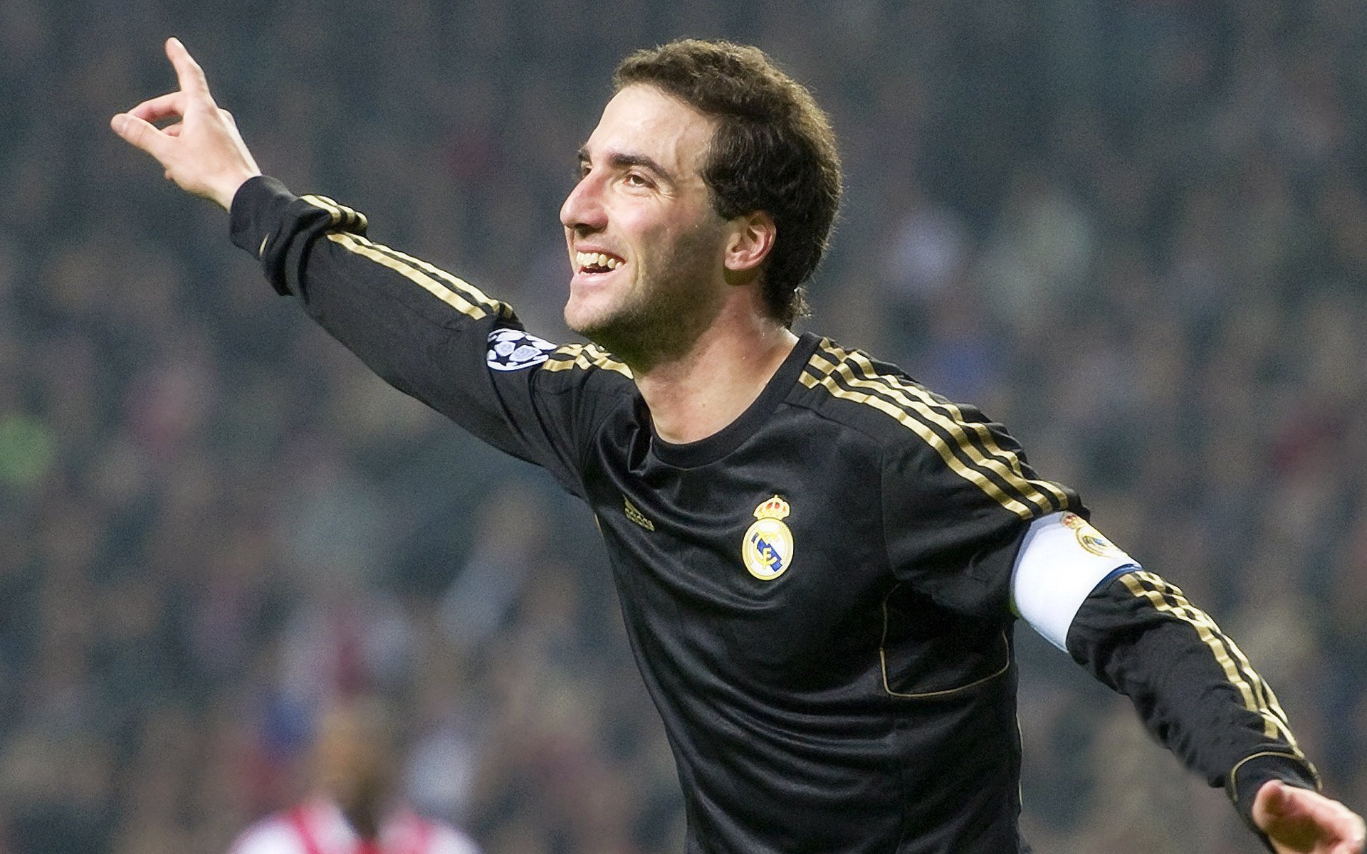 世界杯精彩四射:场上场下激情无限,世界杯精彩过人